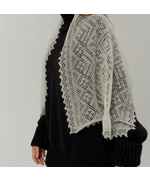 Палантин пуховый ажурный