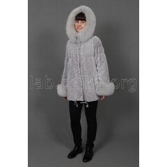 Облегченный жакет из овчины с отделкой из меха песца