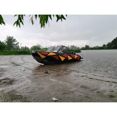 Алюминиевая лодка «Егерь ПроR 49107» с реданом от ООО "АКВА ТЕРРА" под заказ