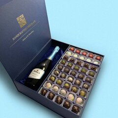 Набор на 45 конфет с отсеком под шампанское «Коллекция роскоши»