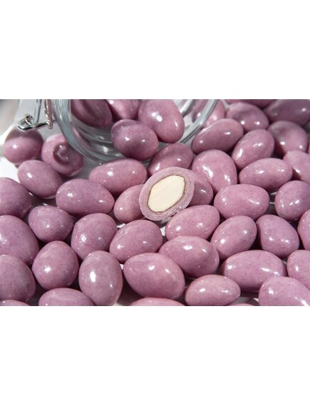 Драже "Миндаль в белом шоколаде с сублиматом сливы - TROPICA PREMIUM" (короб 3 кг)