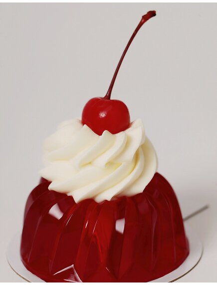 Пирожное Желе Шампань с вишней