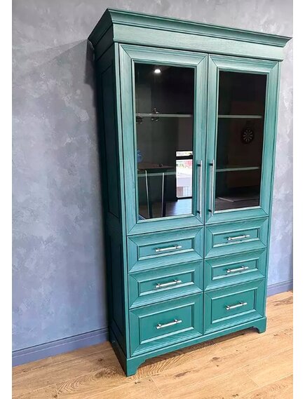 Шкаф-буфет из массива дуба