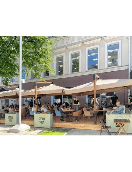 ЗОНТ С БОКОВОЙ ОПОРОЙ НА ДЕРЕВЯННОЙ СТОЙКЕ