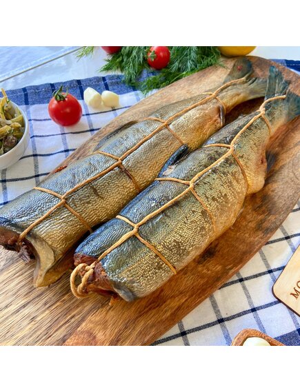 Горбуша без головы горячего копчения