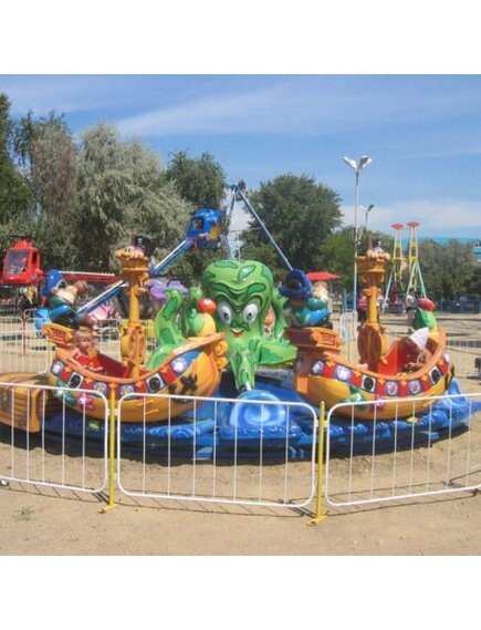 Детский аттракцион "Корсар"