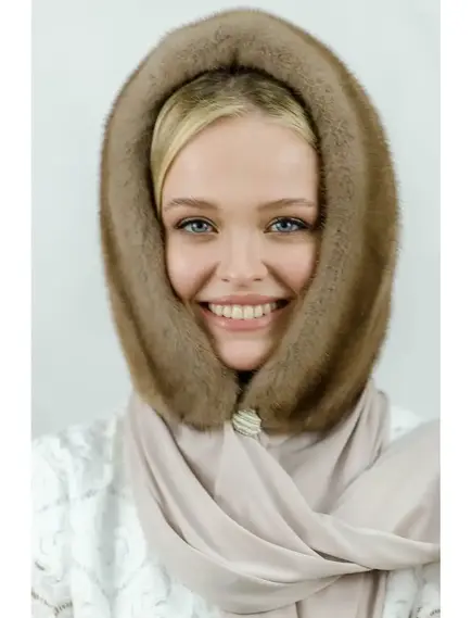 Капор зимний с натуральным мехом