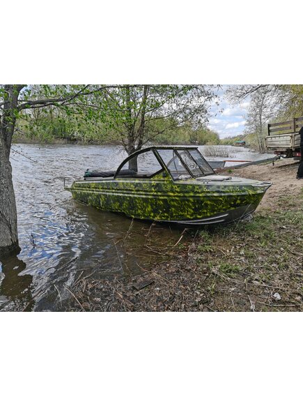 Алюминиевая лодка «Ёрш 4714R» с реданом от ООО "АКВА ТЕРРА" под заказ