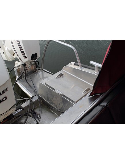 Алюминиевый катер (боурайдер) Пантера 8000 с реданом от ООО "АКВА ТЕРРА" под заказ