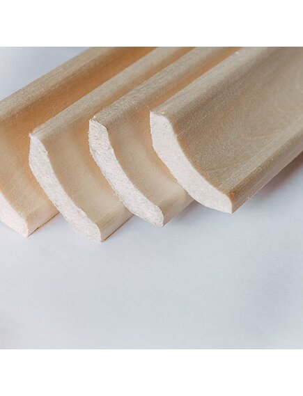 Плинтуса деревянные