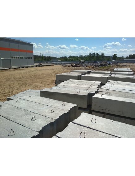 Блок фундаментный стеновой ФБС 24.5.6 2380х580х500 мм