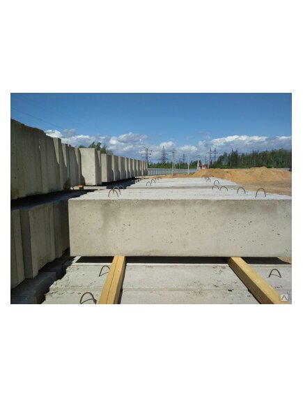 Блок фундаментный стеновой ФБС 12.3.6 1180х580х300 мм