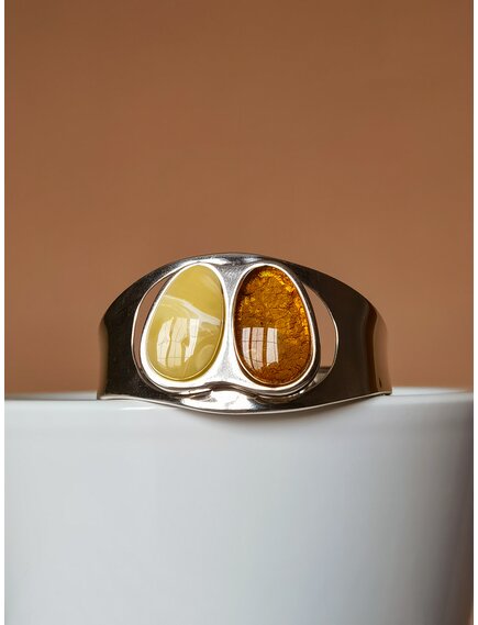 Браслет из серебра 925 пробы со вставками из натурального янтаря