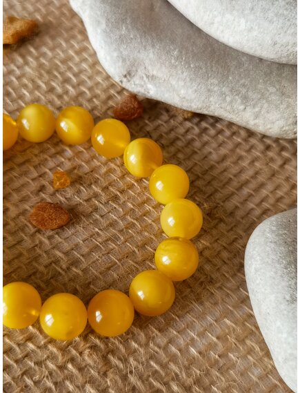 Браслет из янтаря