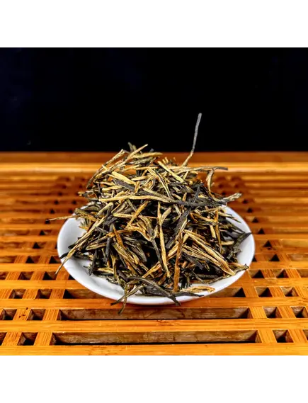 2025 Сун Чжень Сосновые иглы красный чай 100 г