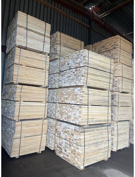 Доска обрезная из березы