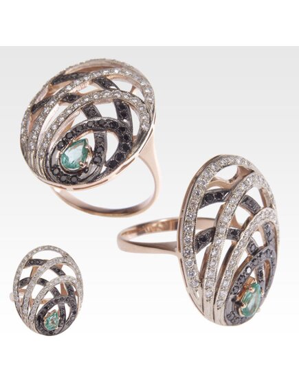 Кольцо из золота с изумрудом и бриллиантами