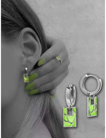 Серьги серебро маленькие с зеленой эмалью