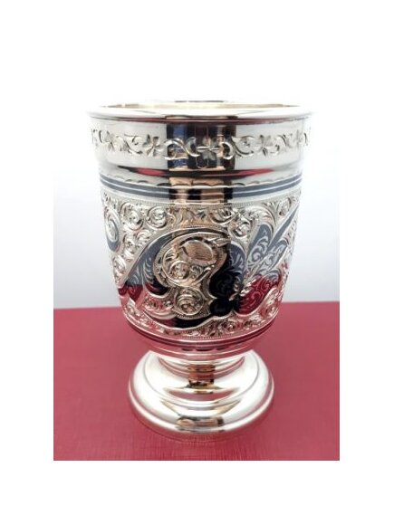 Стакан серебряный