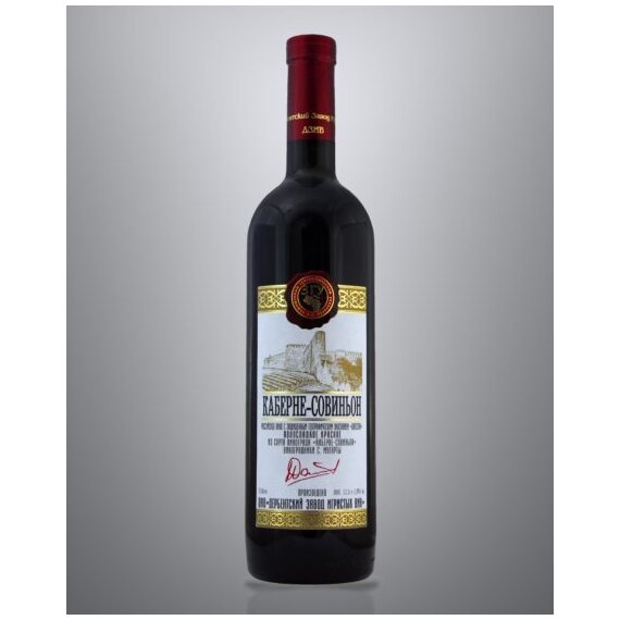 Полусладкое красное Каберне-Совиньон