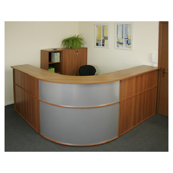 Угловые стойки-ресепшены