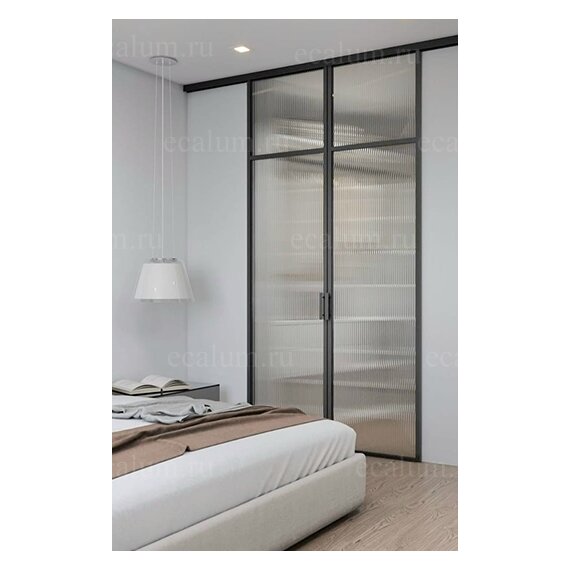 Раздвижные двери с рифленым стеклом (1.3)