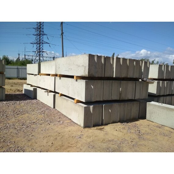 Блок фундаментный стеновой ФБС 24.4.6 2380х580х400 мм