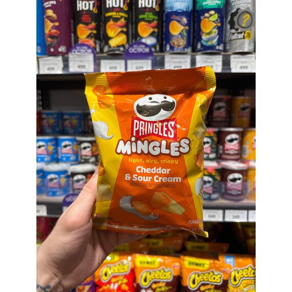 Чипсы PRINGLES MINGLES Чеддер и Сметана, 155г