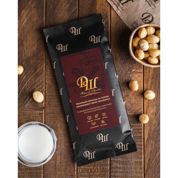 Молочный шоколад на молоке оживленного ореха макадамия