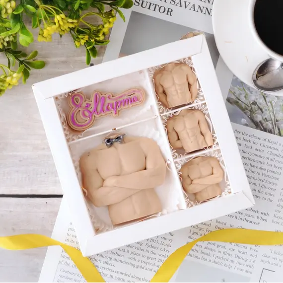 Шоколадный Набор "Мужские торсы"