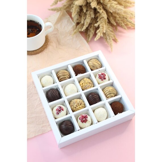Наборы шоколадных трюфелей ручной работы 16 шт. с логотипом