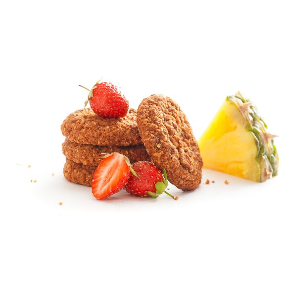 Печенье LIGHT FLIGHT с кусочками ананаса и клубники