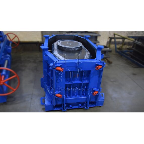 Металлоформы колодцев ККС