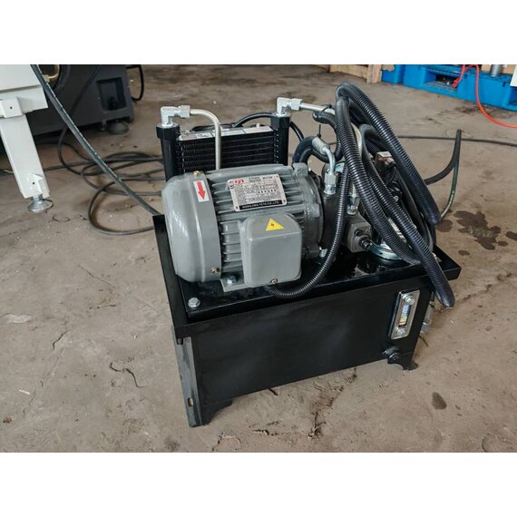 4-х осевой фрезерный обрабатывающий центр MLH1160