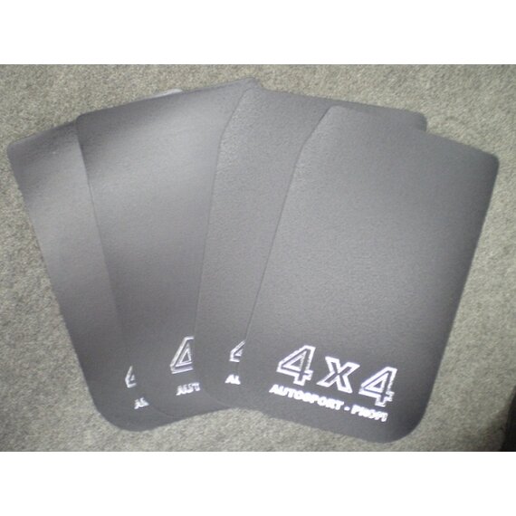 Брызговики для джипов цветные