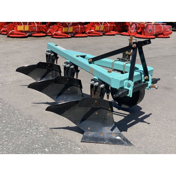 Плуг 3-х корпусный OGR C углоснимом (ПЛНМ-3-35)