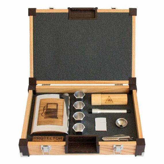 Автомобильный набор Протектор