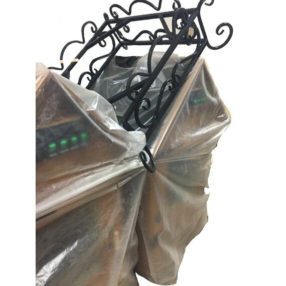 Подиум, подставка под коптильню.